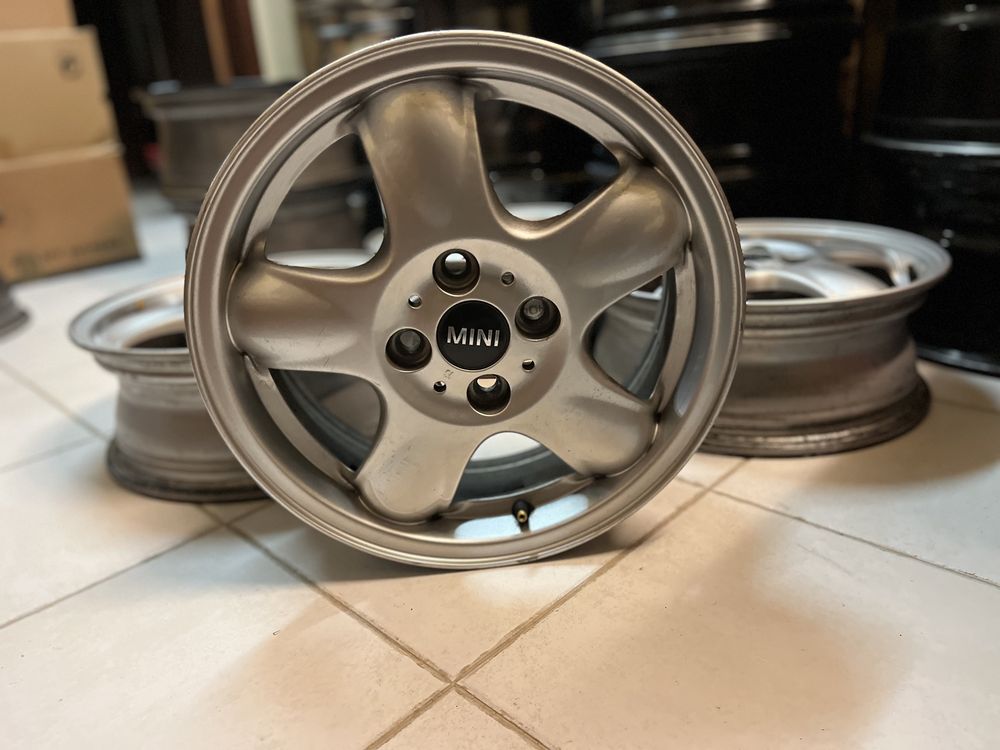 Jantes 15” 4x100 Originais Mini Cooper Toyota Yaris Citroen C1 Peugeot 107