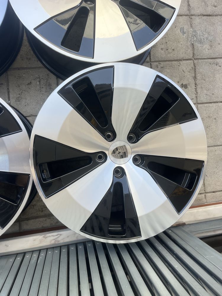 Jantes 20” 5x130 Originais Porsche Macan 4S Electric